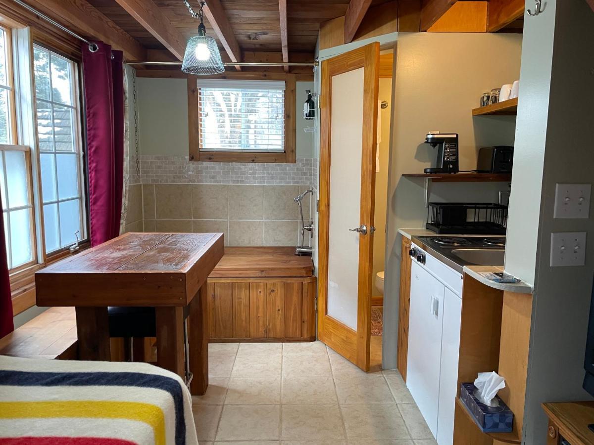 Luna Bed & Breakfast Grand Forks Dış mekan fotoğraf