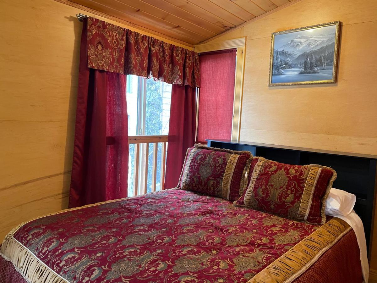 Luna Bed & Breakfast Grand Forks Dış mekan fotoğraf